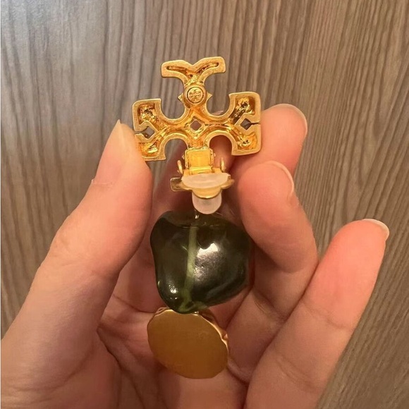 Tory Burch Roxanne Earrings - Picture 3 of 6